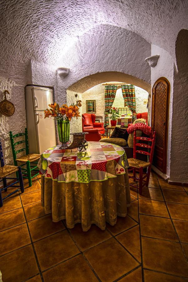 Cuevas Pedro Antonio De Alarcon Apartamento Guadix Exterior foto